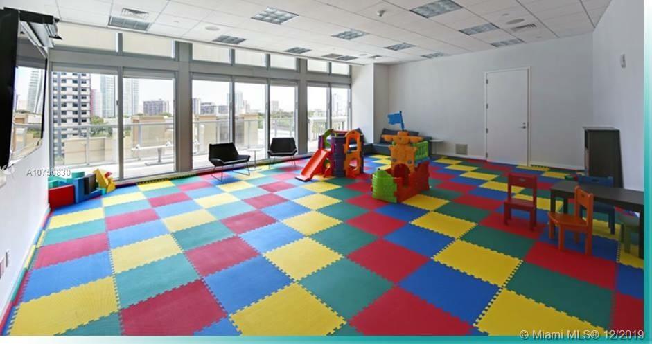 THE AXIS ON BRICKELL COND - Residential Lease