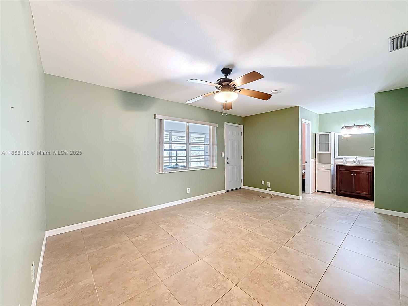 HIGH POINT WEST CONDO 2 - Residential