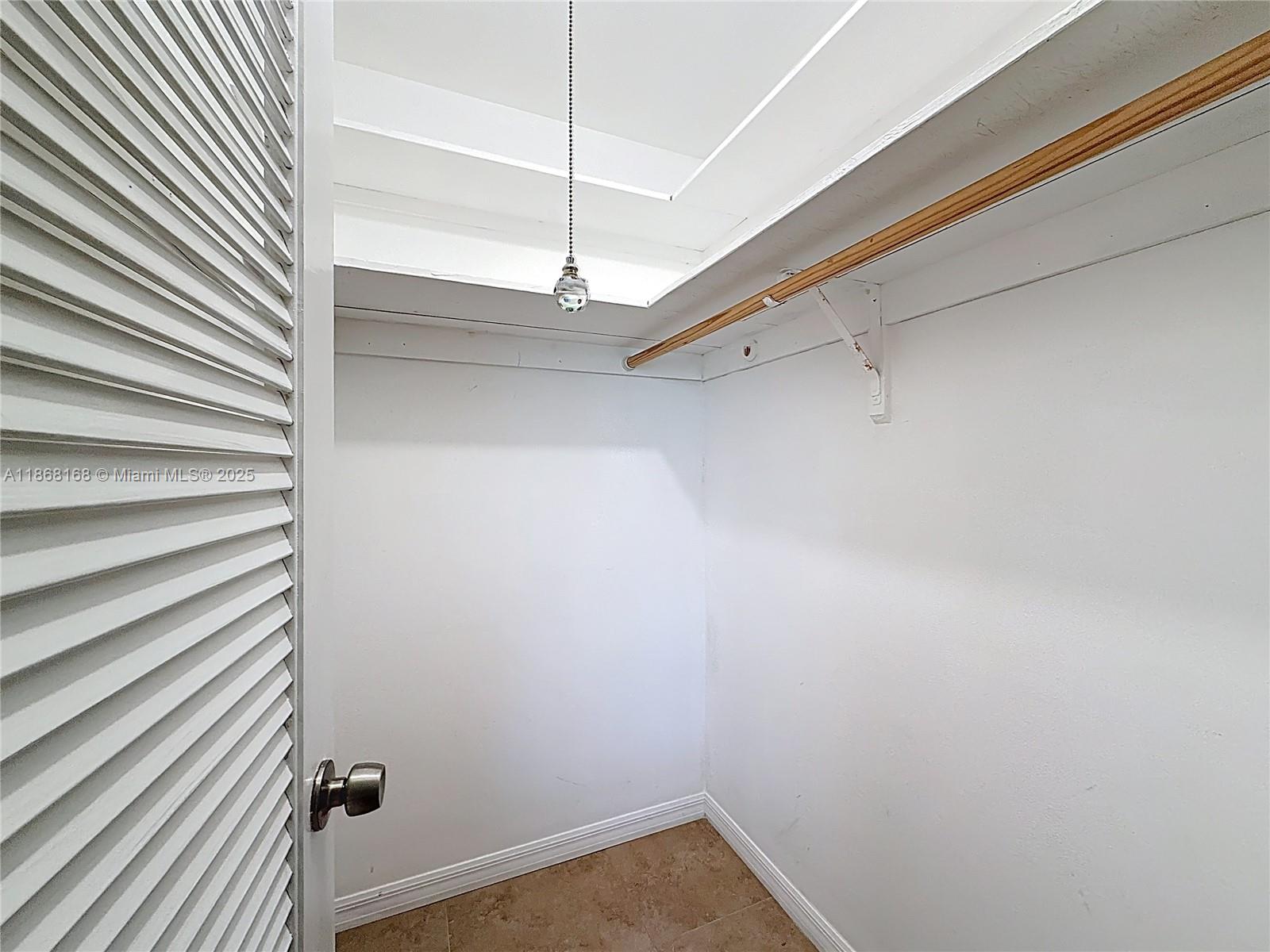 HIGH POINT WEST CONDO 2 - Residential