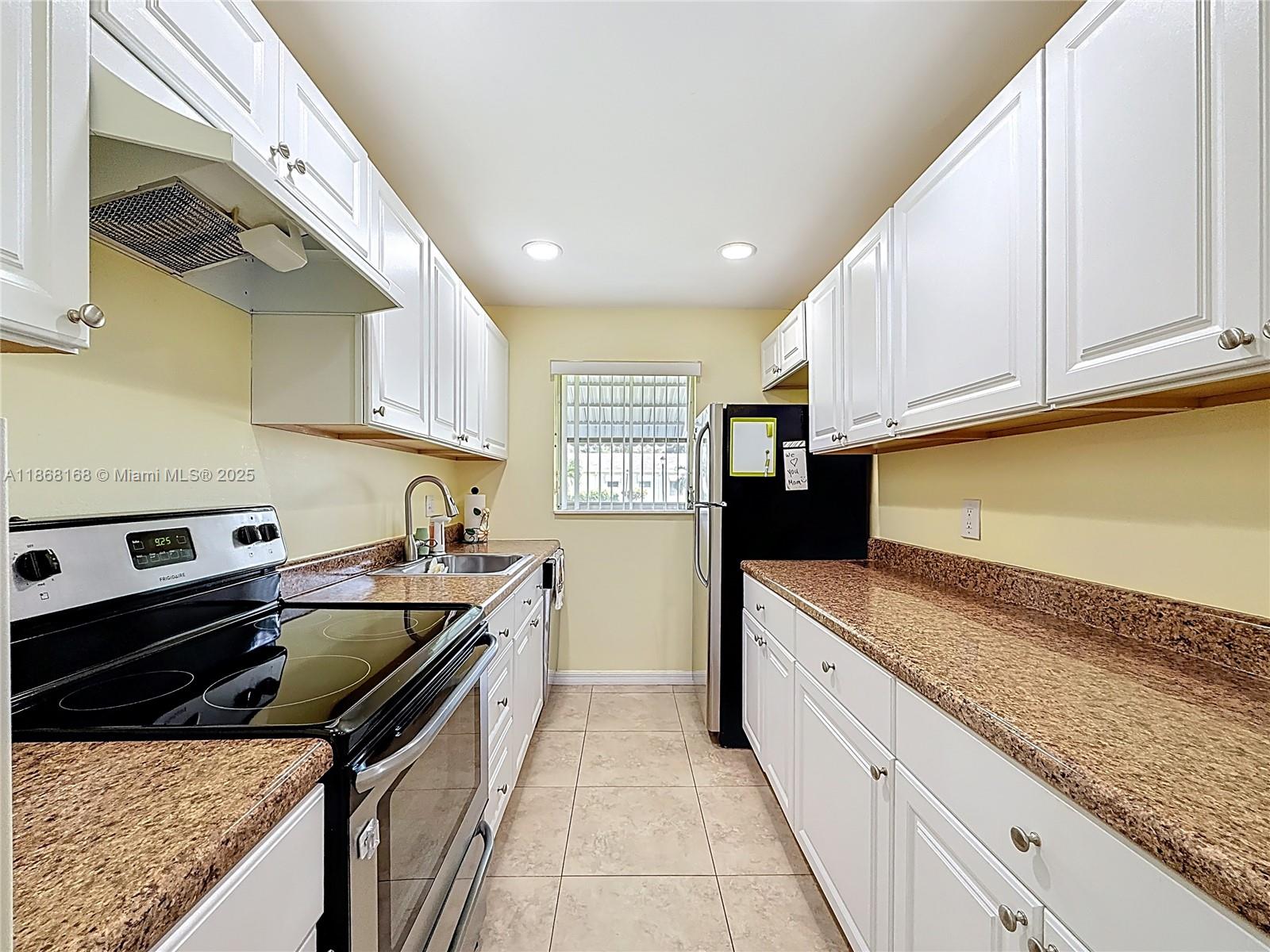 HIGH POINT WEST CONDO 2 - Residential