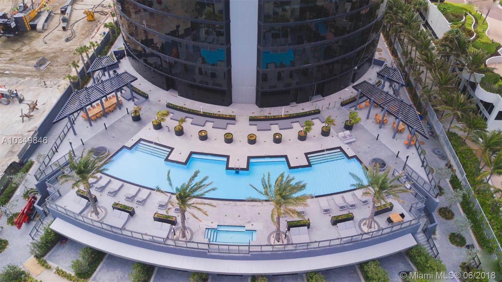 18555 COLLINS AVE - Residential