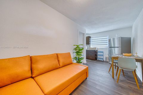 2741 SW 67th Ave 1 Miami FL 33155