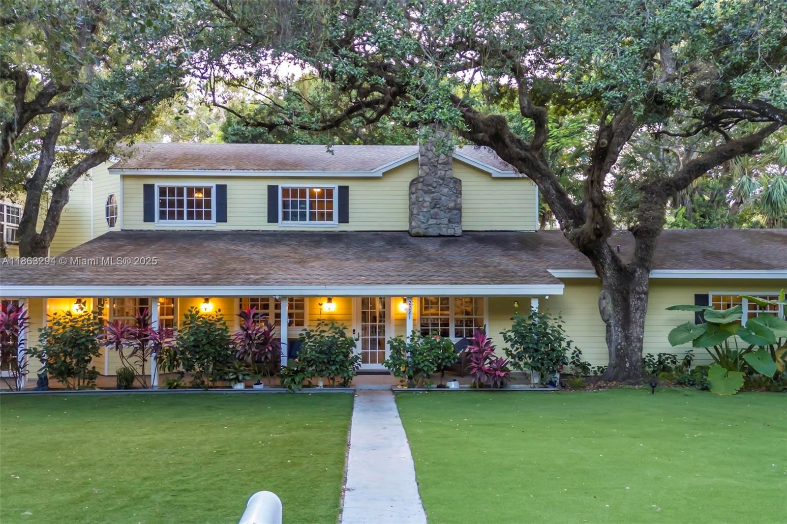 RIVER LANDS - Residential Lease