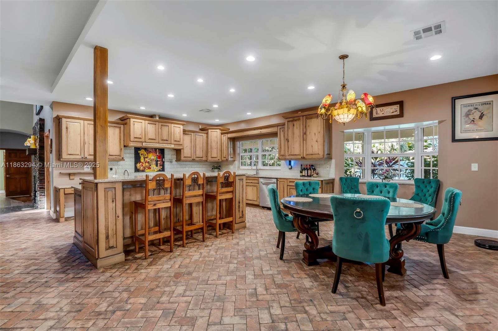 RIVER LANDS - Residential Lease