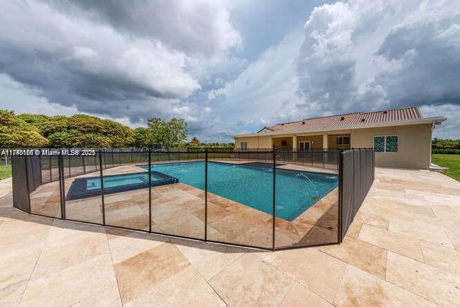 Redland - Residential Lease