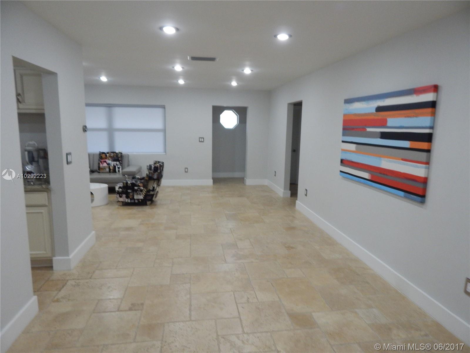 BOULEVARD HEIGHTS SEC SIX - Residential Lease