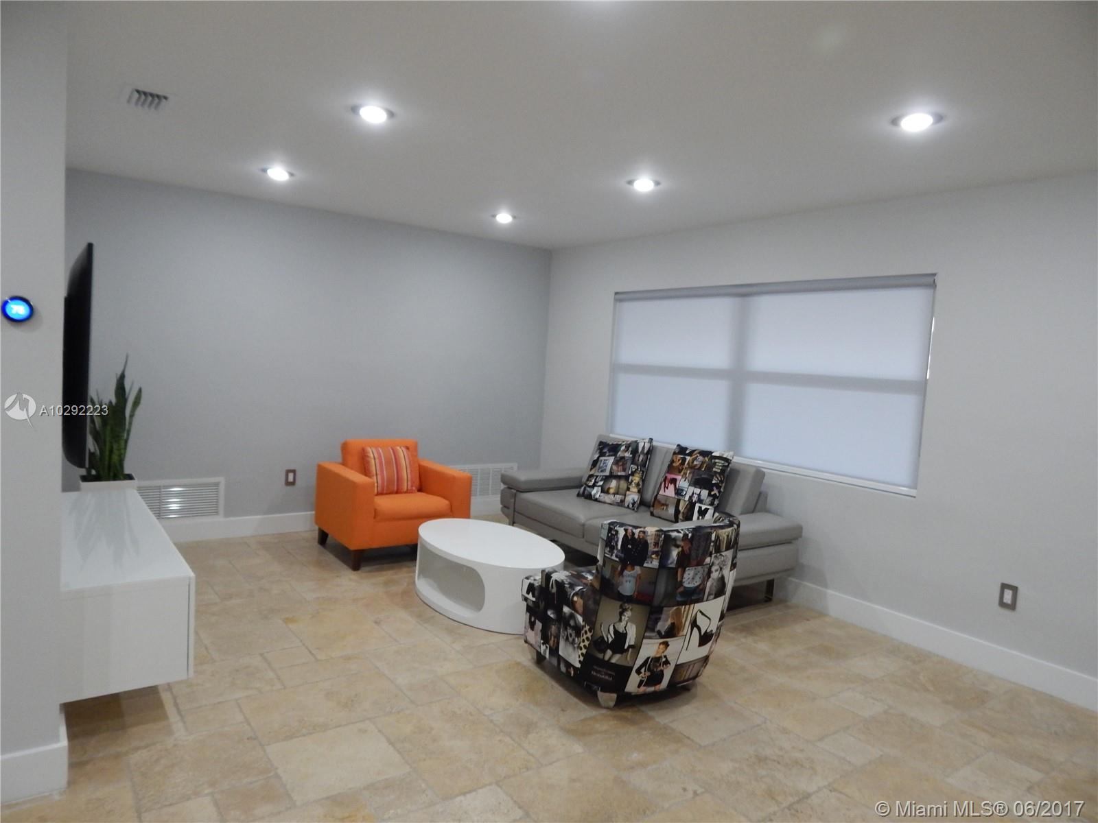 BOULEVARD HEIGHTS SEC SIX - Residential Lease