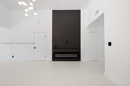 1543 SW 1ST AVE — listing photo 8