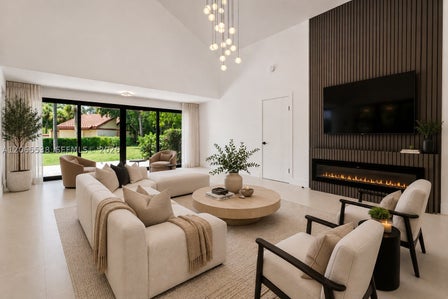 1543 SW 1ST AVE — listing photo 4