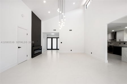 1543 SW 1ST AVE — listing photo 11