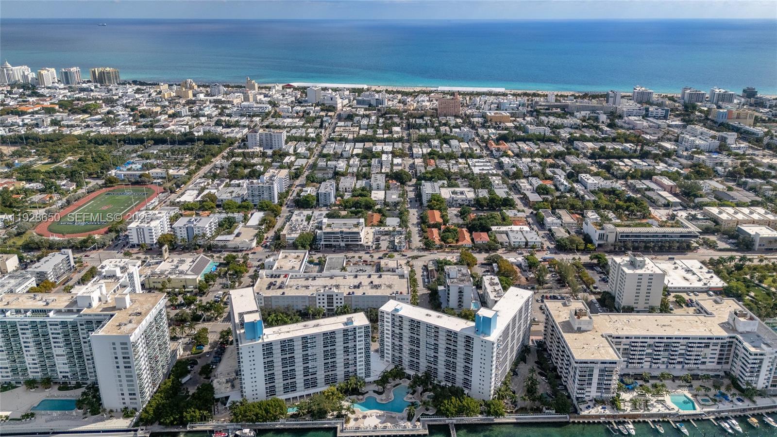 BAYCOURT TOWERS CONDO - Residential