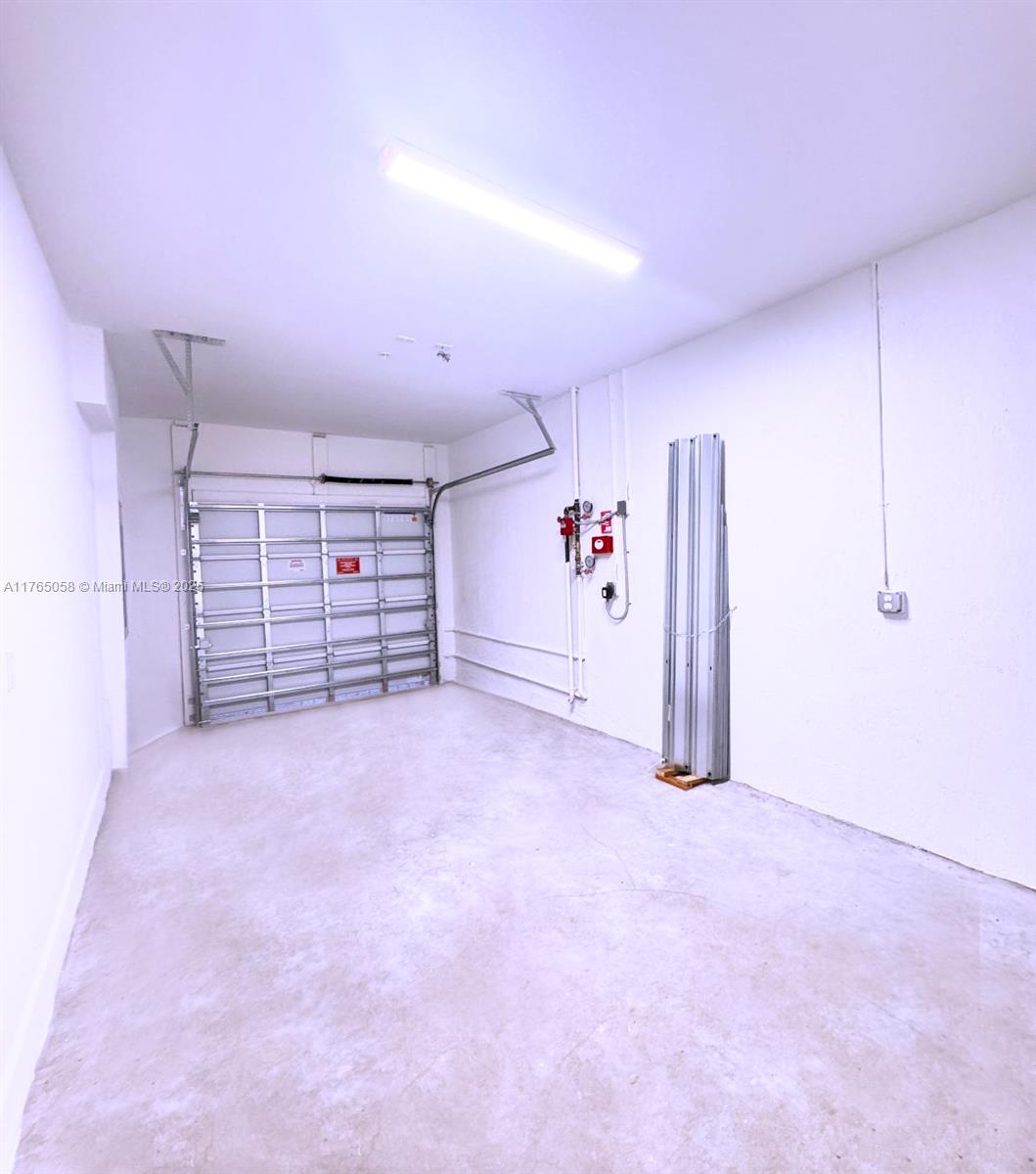 CALCUTTA FIRST ADDITION - Residential