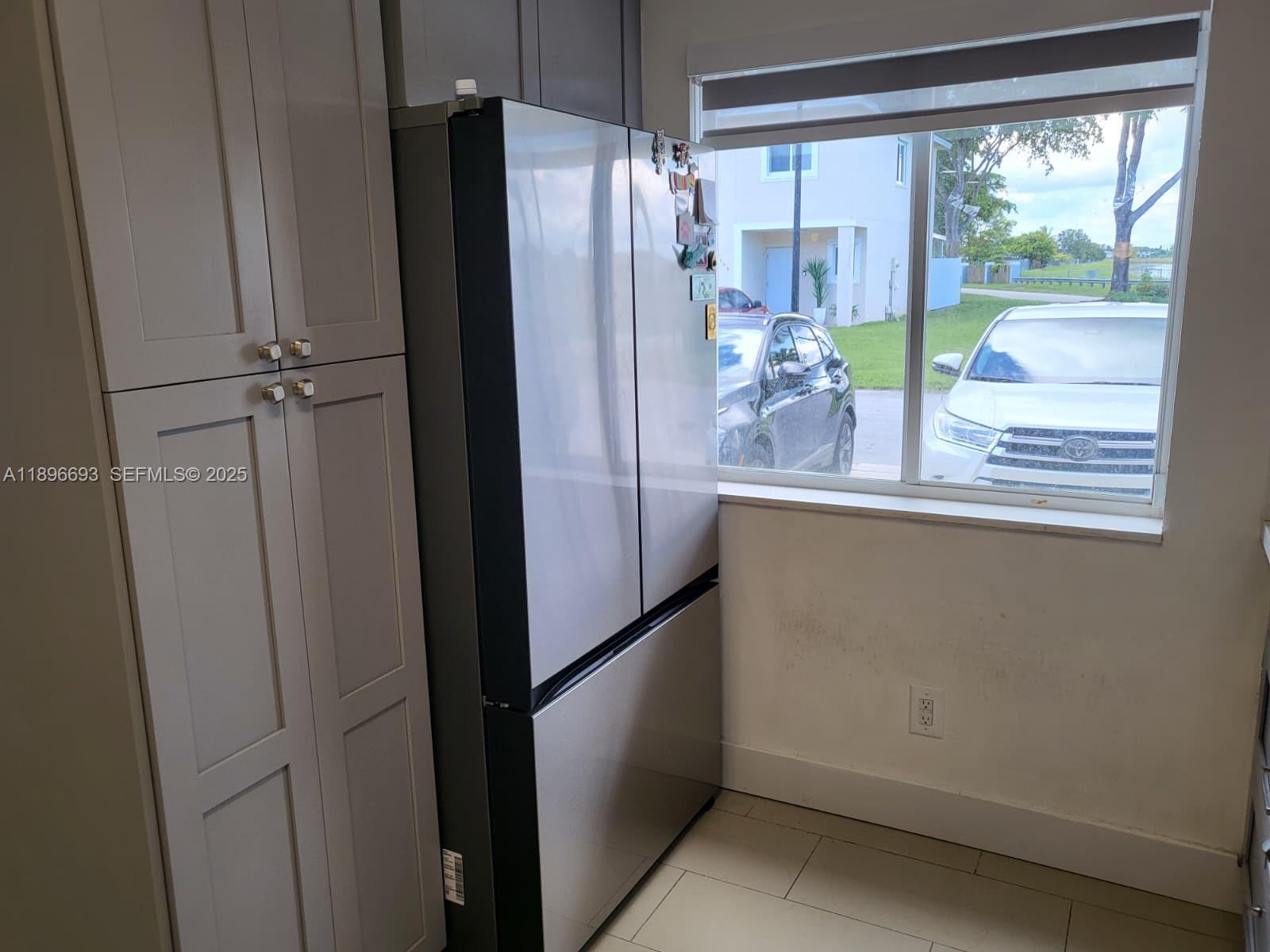 WEITZER SERENA LAKES TOWN - Residential