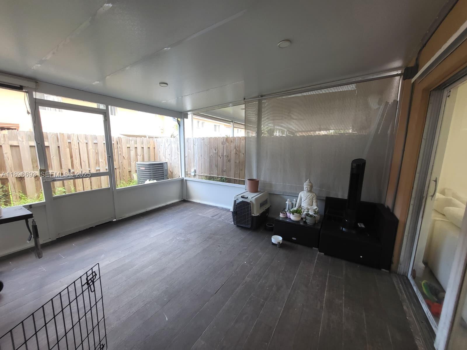 WEITZER SERENA LAKES TOWN - Residential