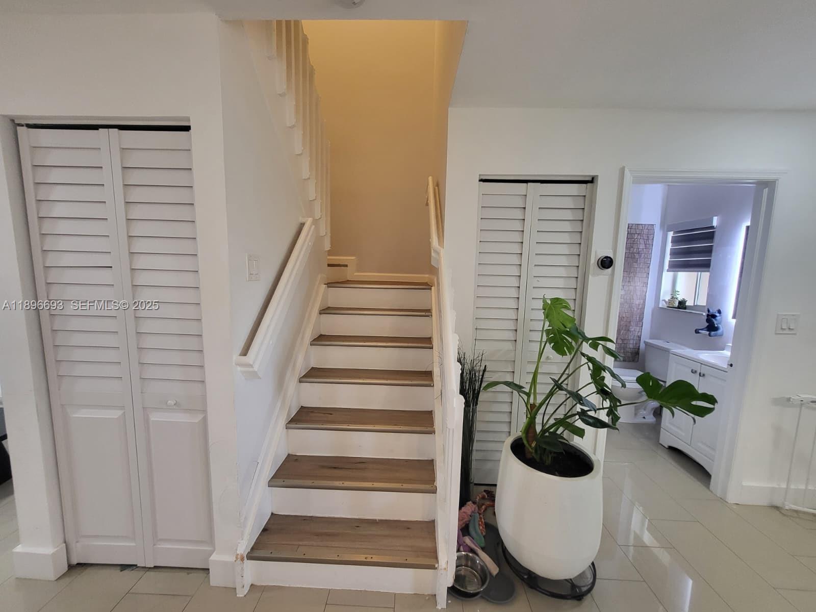 WEITZER SERENA LAKES TOWN - Residential