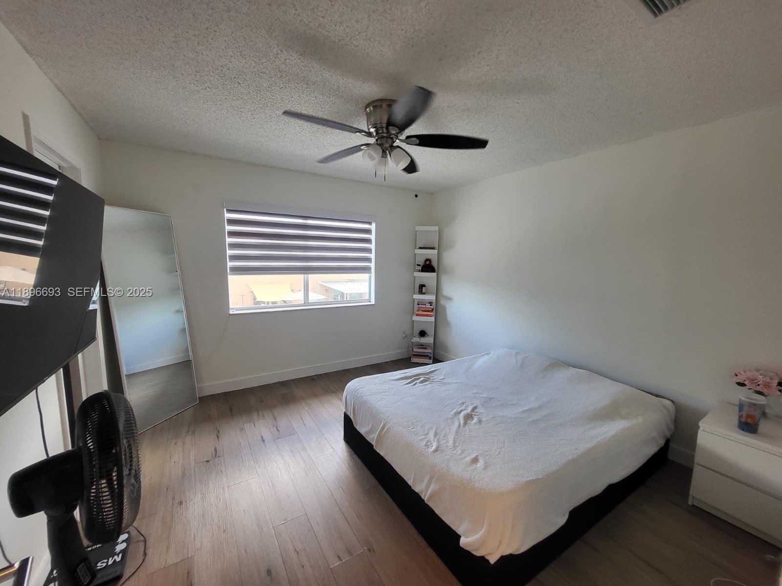 WEITZER SERENA LAKES TOWN - Residential