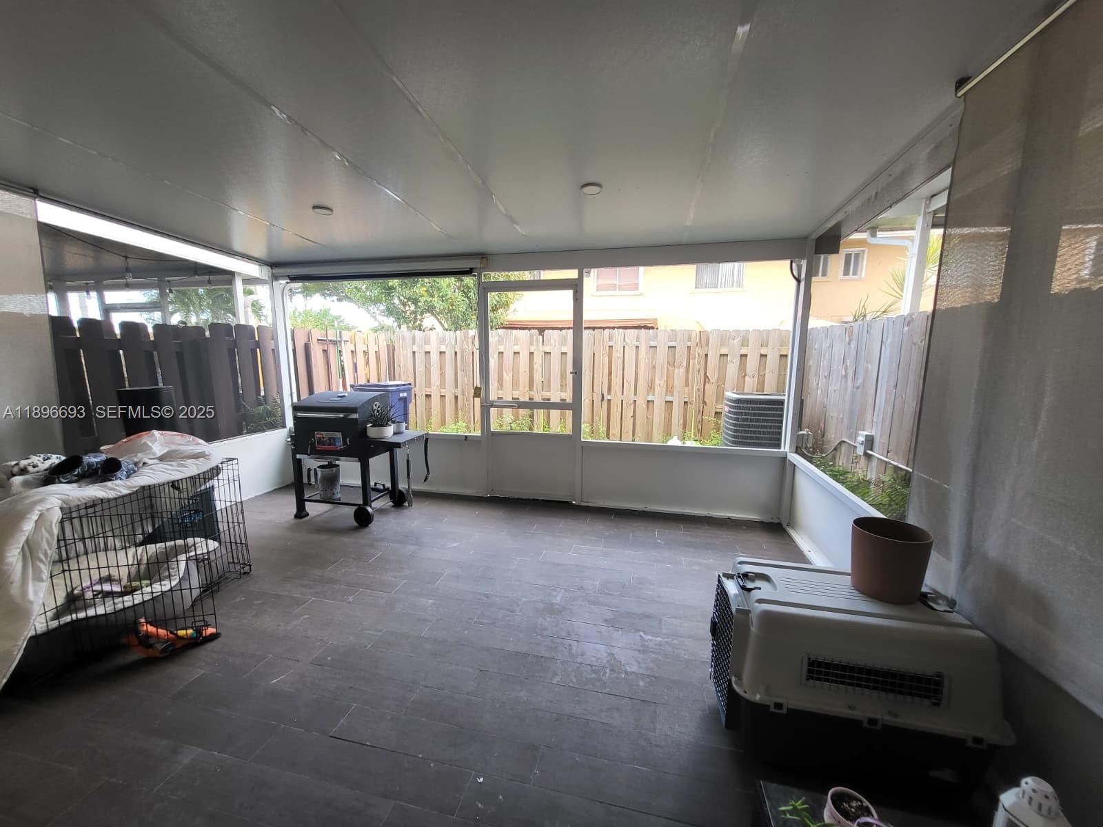 WEITZER SERENA LAKES TOWN - Residential