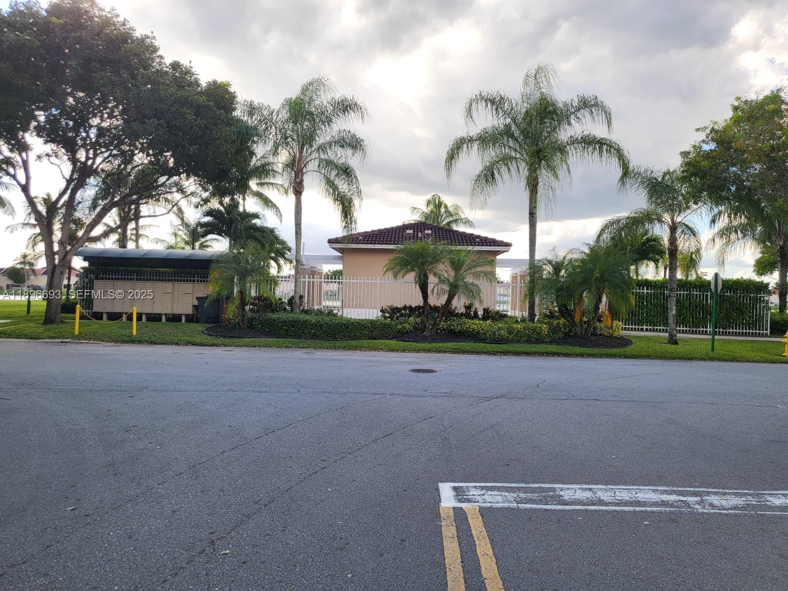 WEITZER SERENA LAKES TOWN - Residential