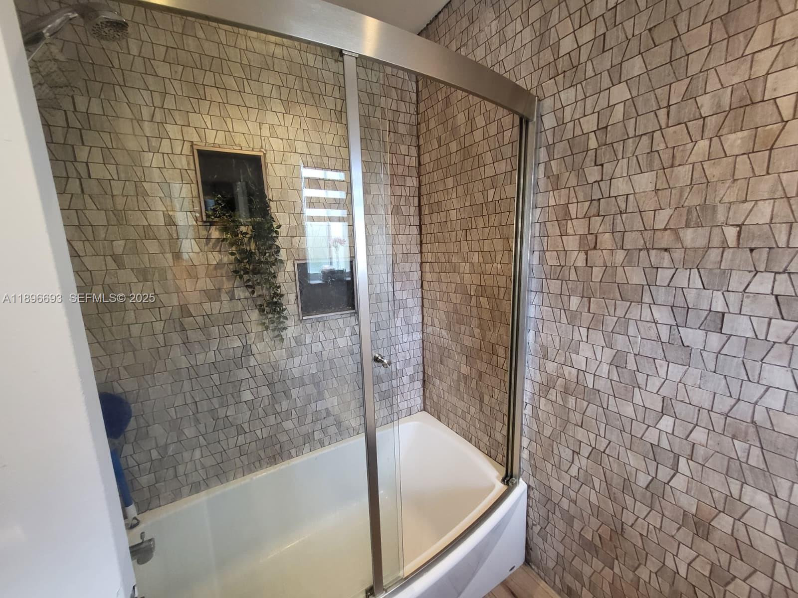 WEITZER SERENA LAKES TOWN - Residential