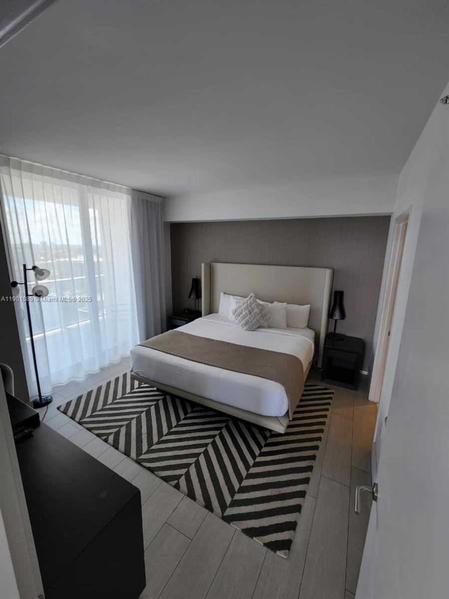 4010 SOUTH OCEAN CONDO - Residential