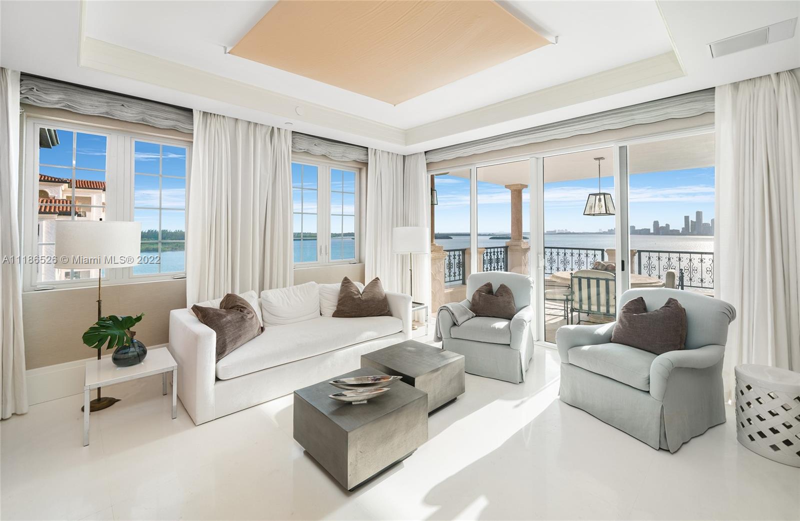 FISHER ISLAND - Residential