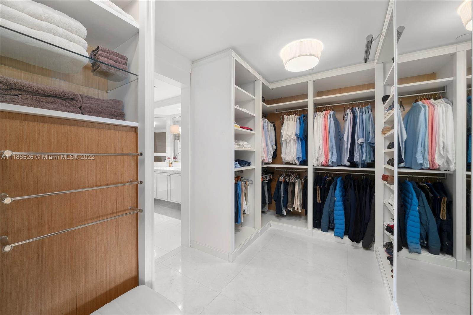 FISHER ISLAND - Residential