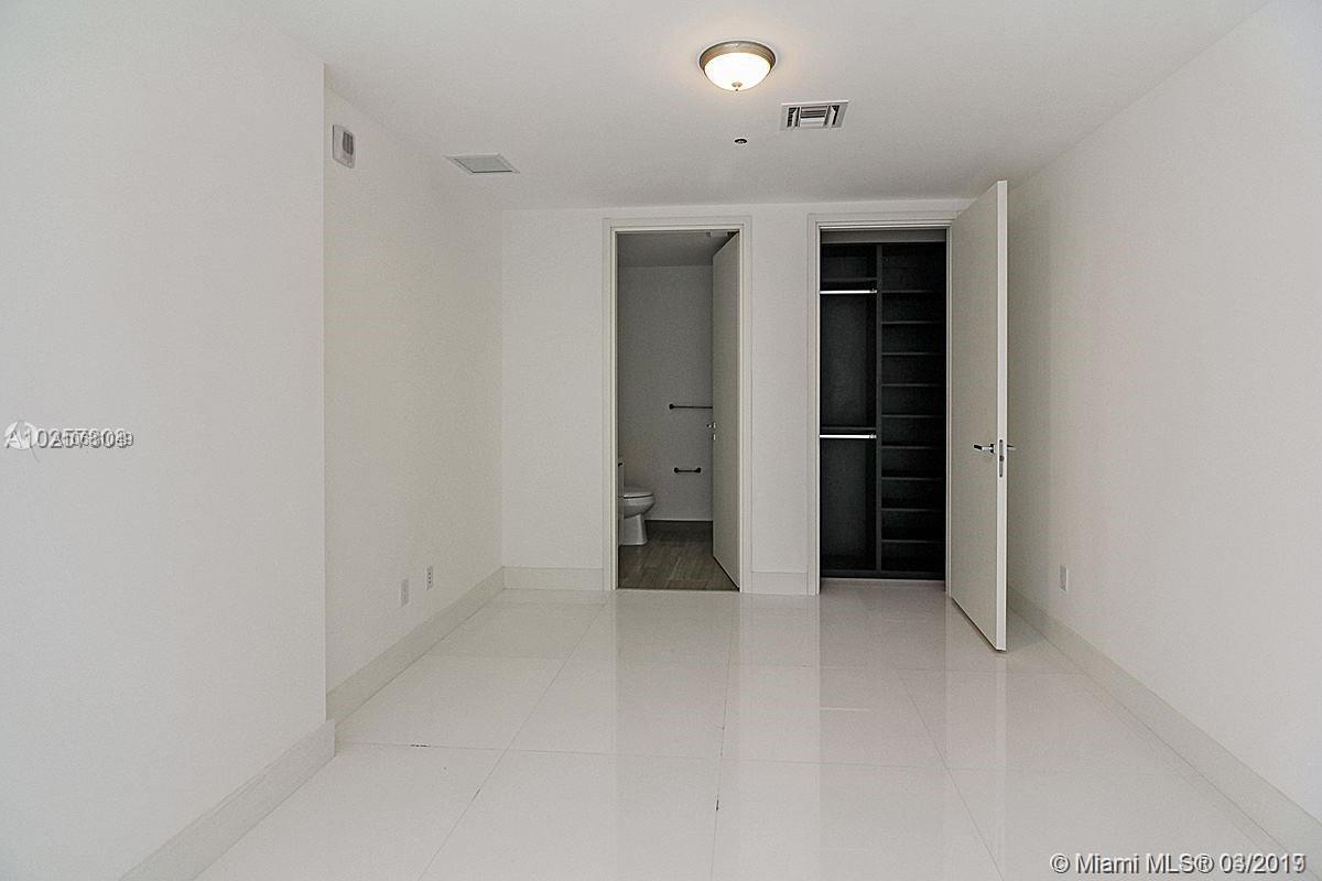 BRICKELL HOUSE - Residential Lease