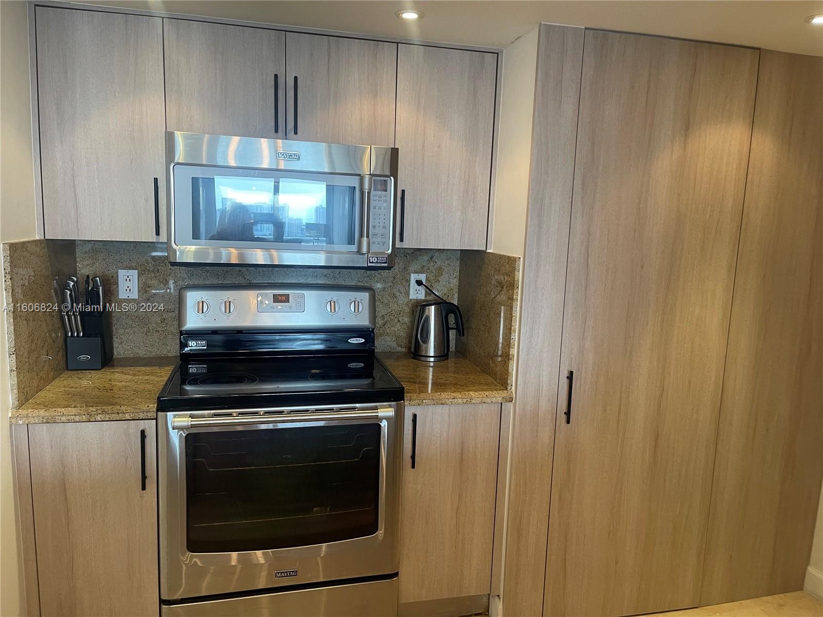 VENETIA CONDO - Residential Lease