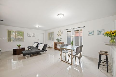 6723 NW 6th Ave Miami FL 33150