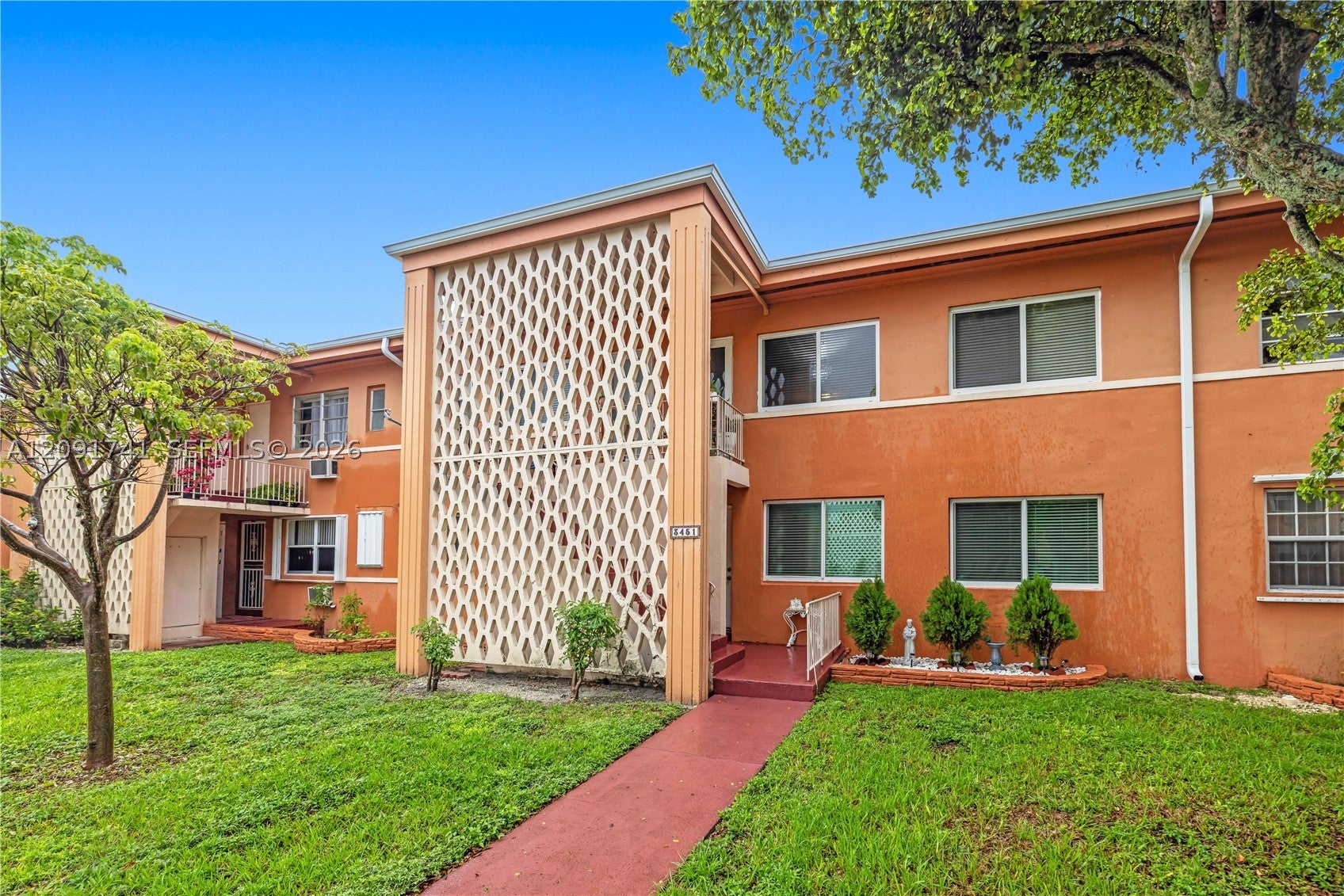 3451 SW 9th Ter