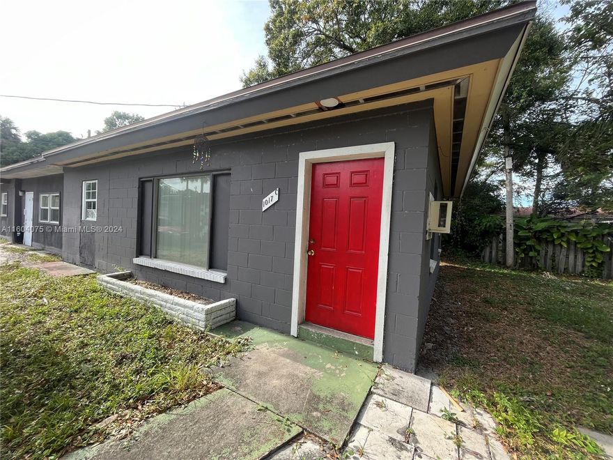 Charming 2-bedroom 1 bathroom in convenient location. Security and first month required to move in $2800. Electricity is paid by the owner, the is no deposit for the service just $150 due every month with the rent. One room is small perfect for a small child. Washer and Dryer hookup available.