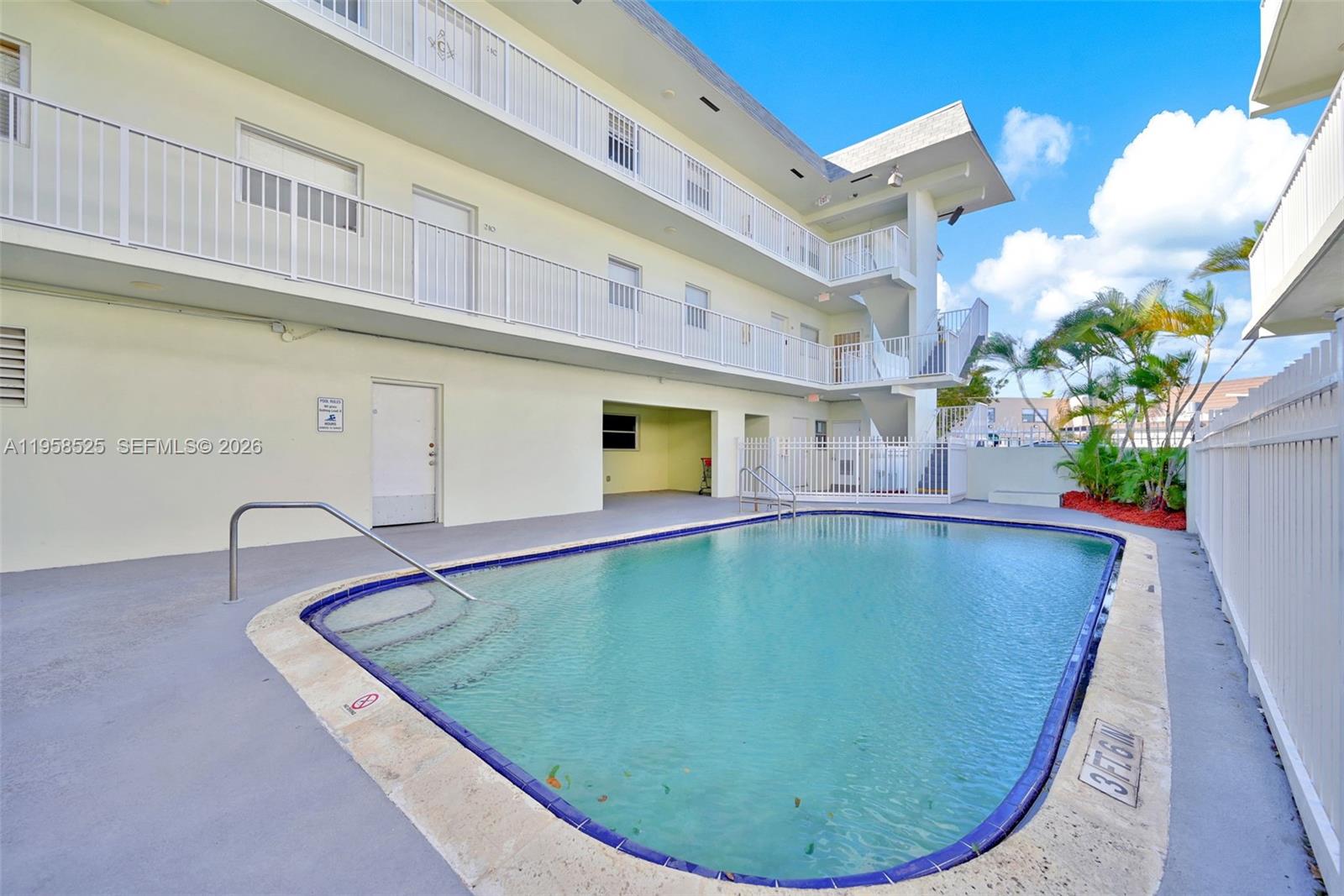 MARBELLA CONDO - Residential