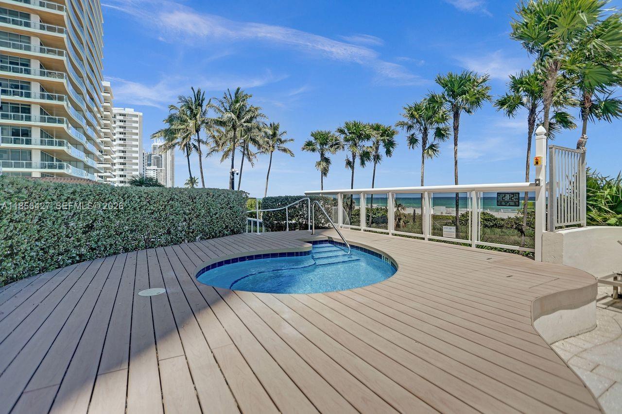 LEXCELLENCE CONDO - Residential