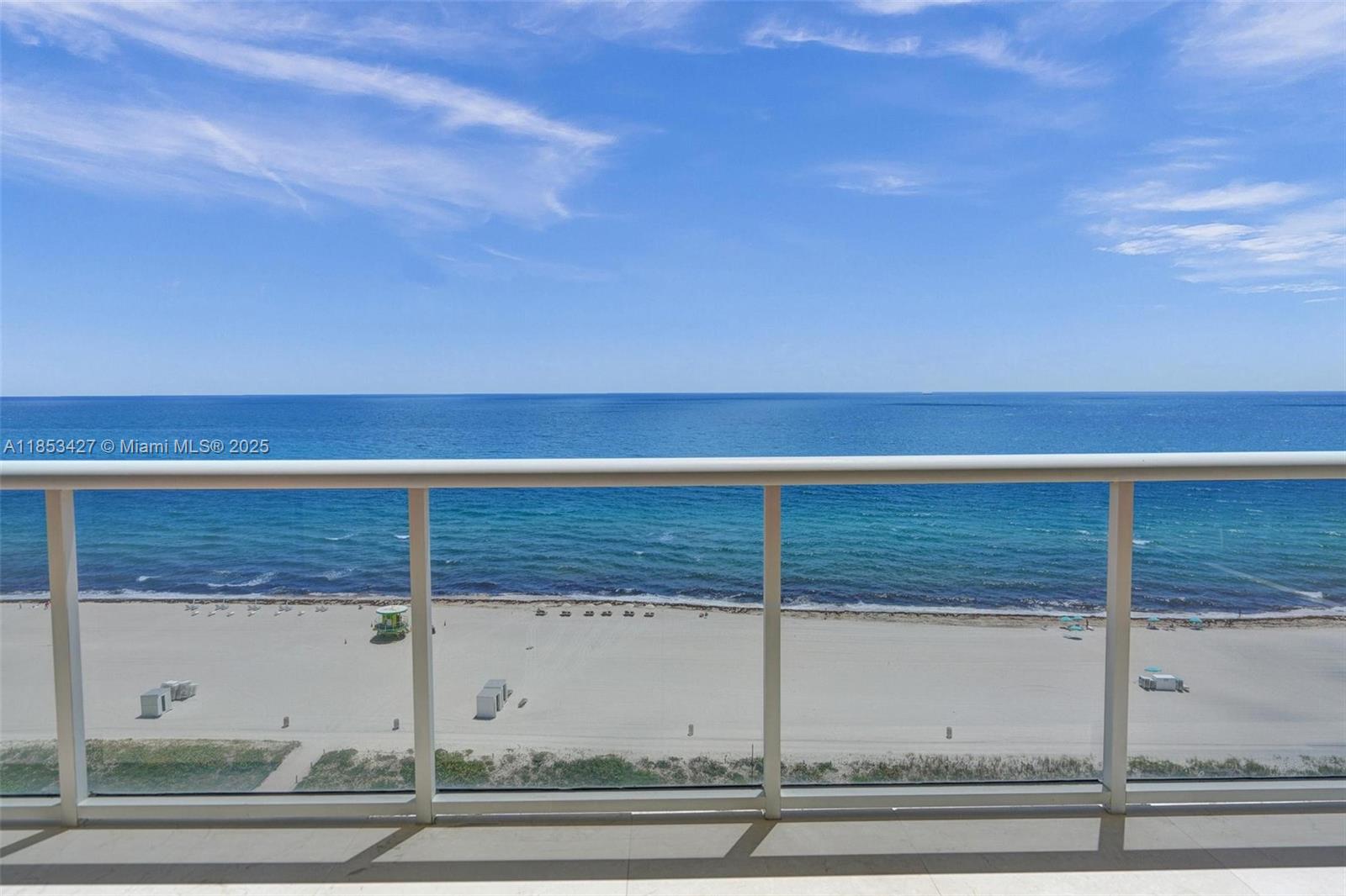 LEXCELLENCE CONDO - Residential