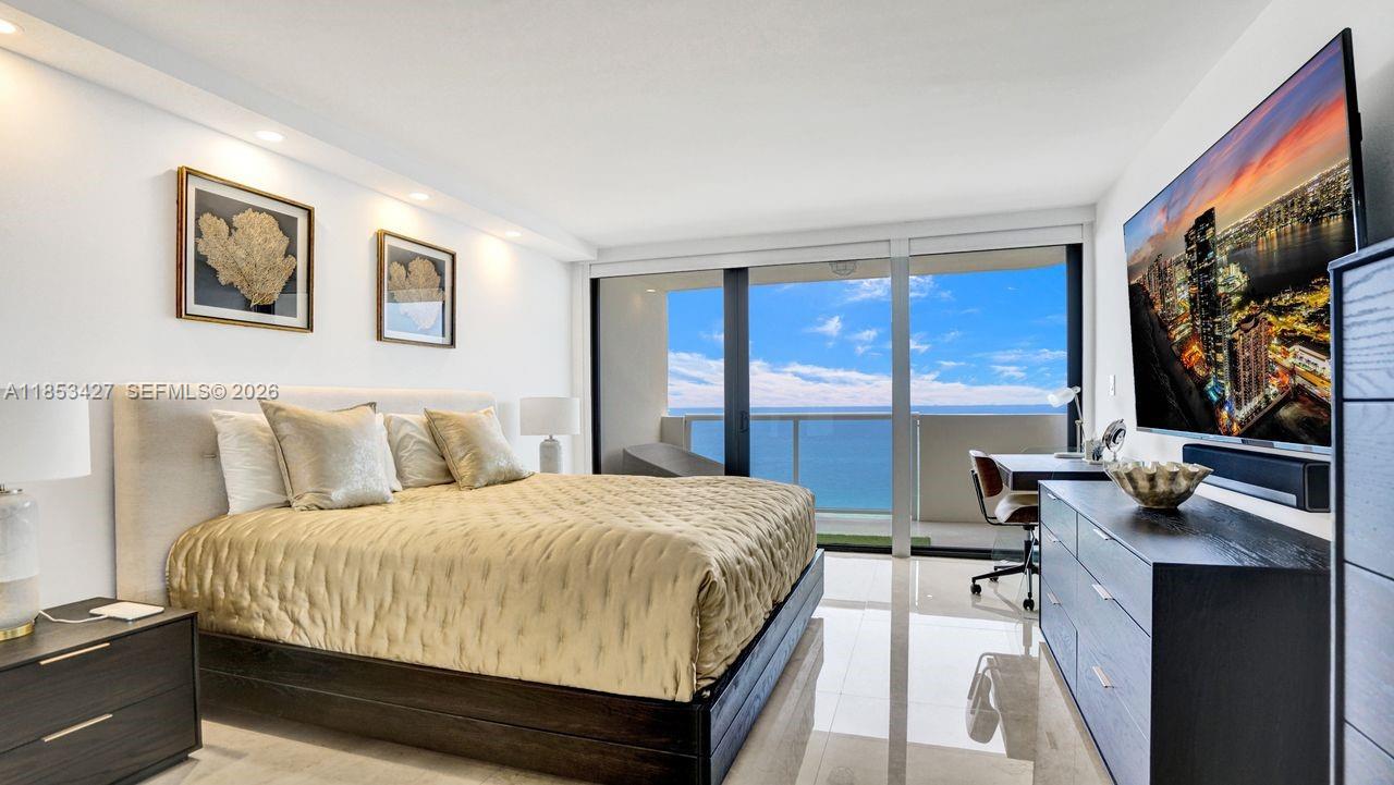 LEXCELLENCE CONDO - Residential