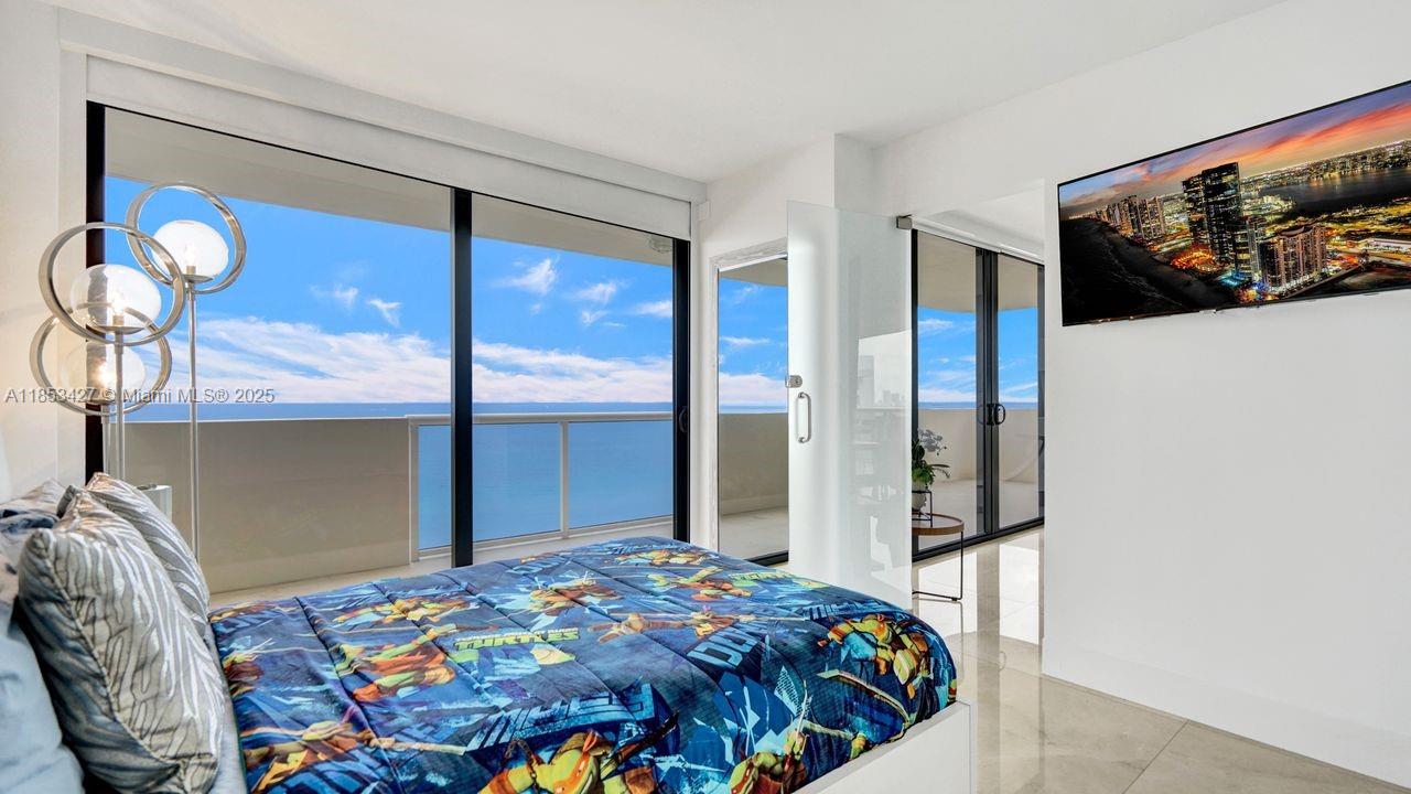 LEXCELLENCE CONDO - Residential