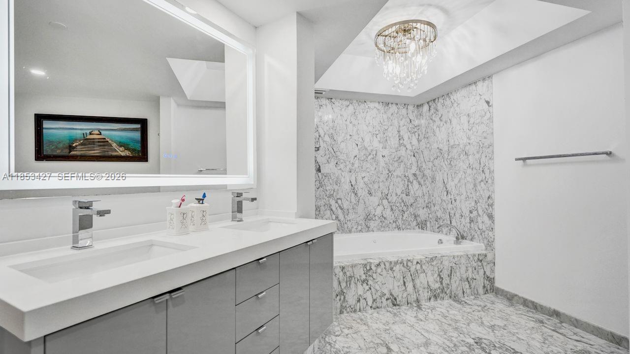 LEXCELLENCE CONDO - Residential