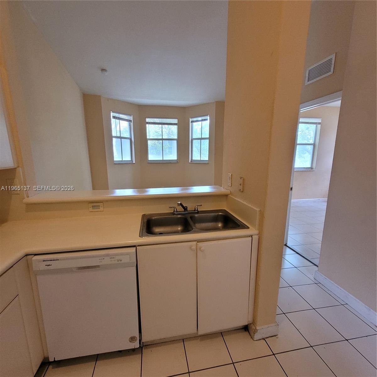 SHOMA CONDO AT KEYS COVE - Residential Lease