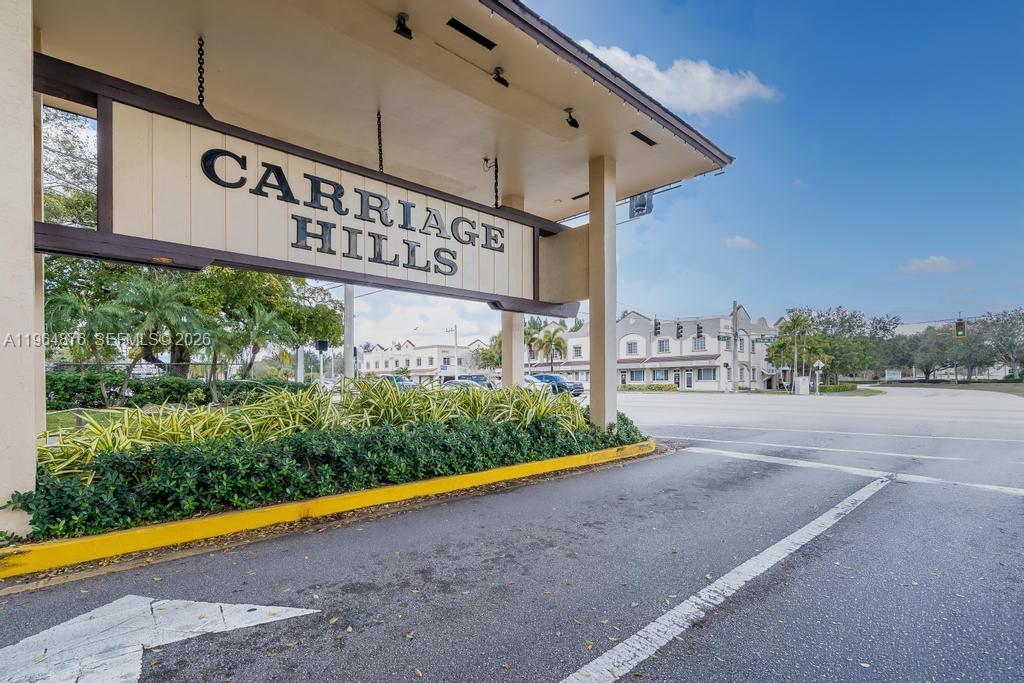 VILLAS AT CARRIAGE HILLS - Residential