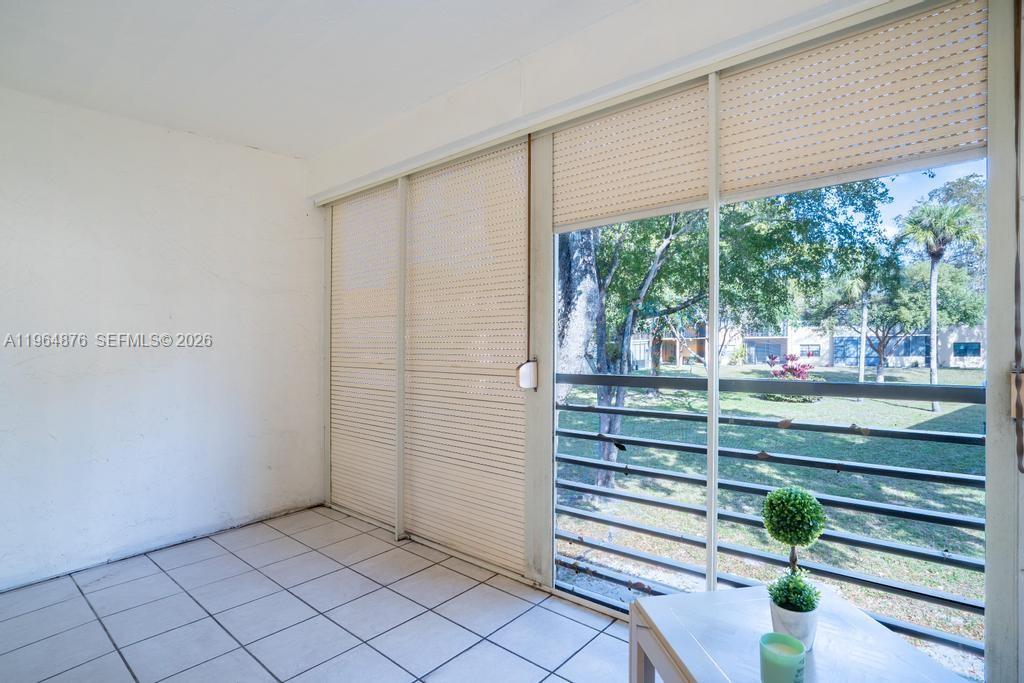 VILLAS AT CARRIAGE HILLS - Residential