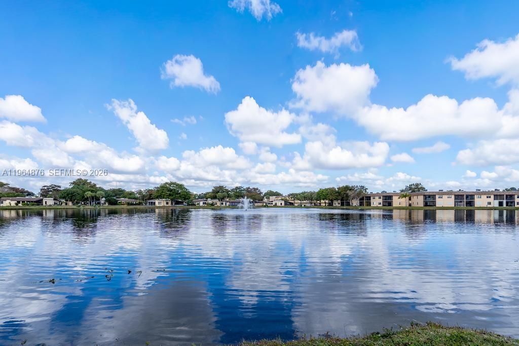 VILLAS AT CARRIAGE HILLS - Residential