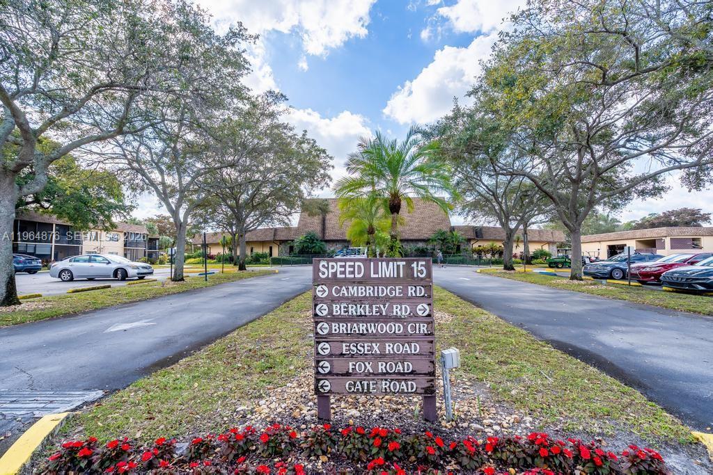 VILLAS AT CARRIAGE HILLS - Residential