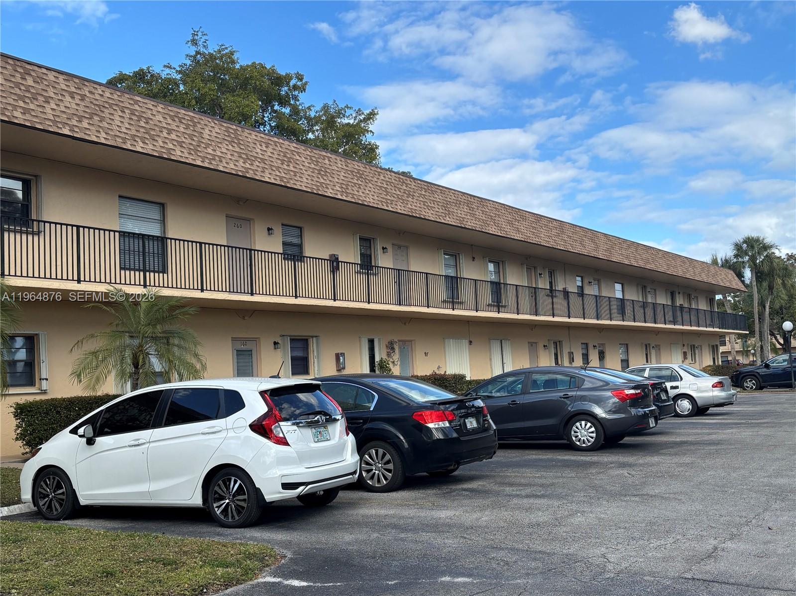 VILLAS AT CARRIAGE HILLS - Residential