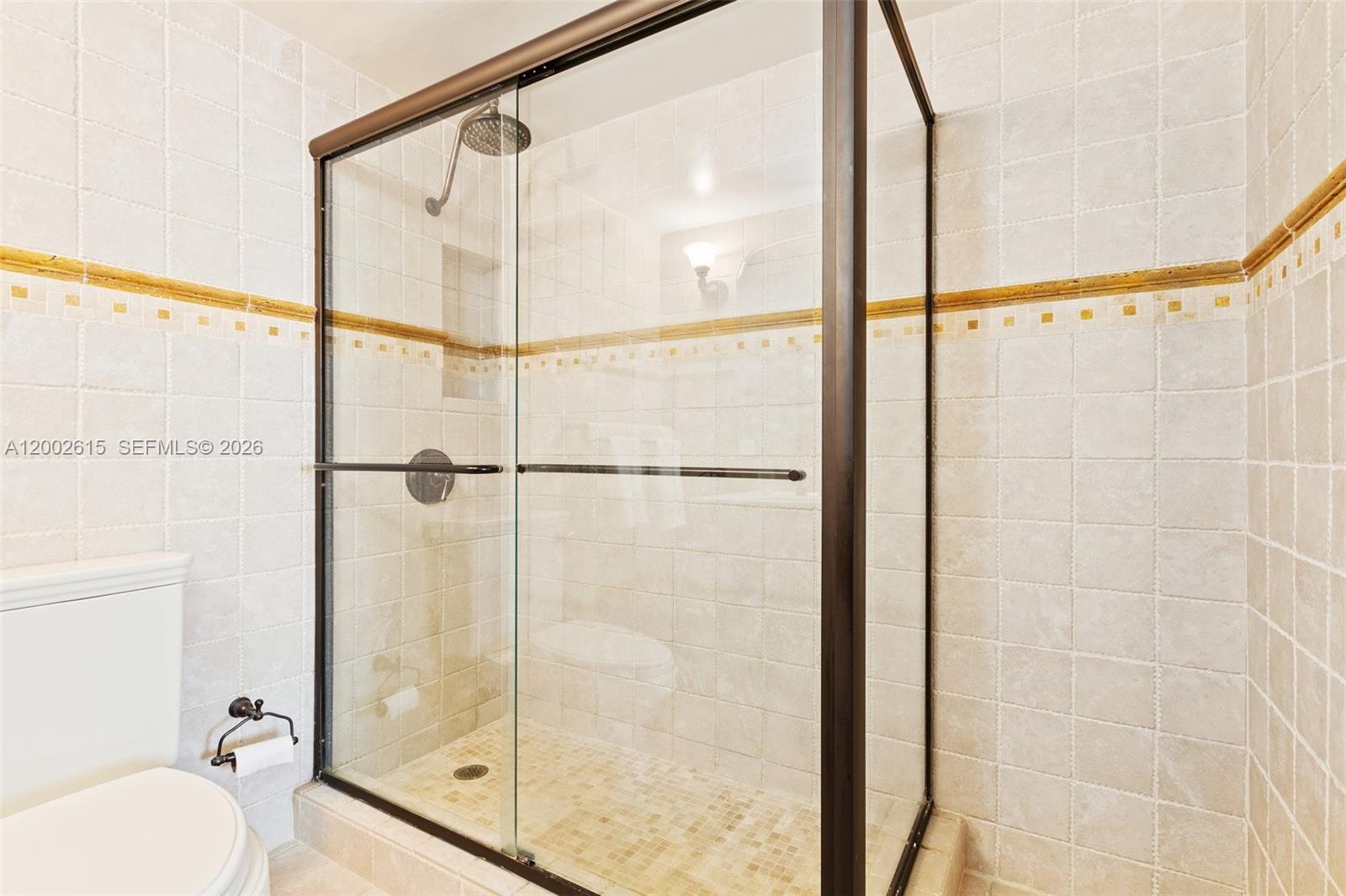 SEA AIR TOWERS CONDO - Residential Lease