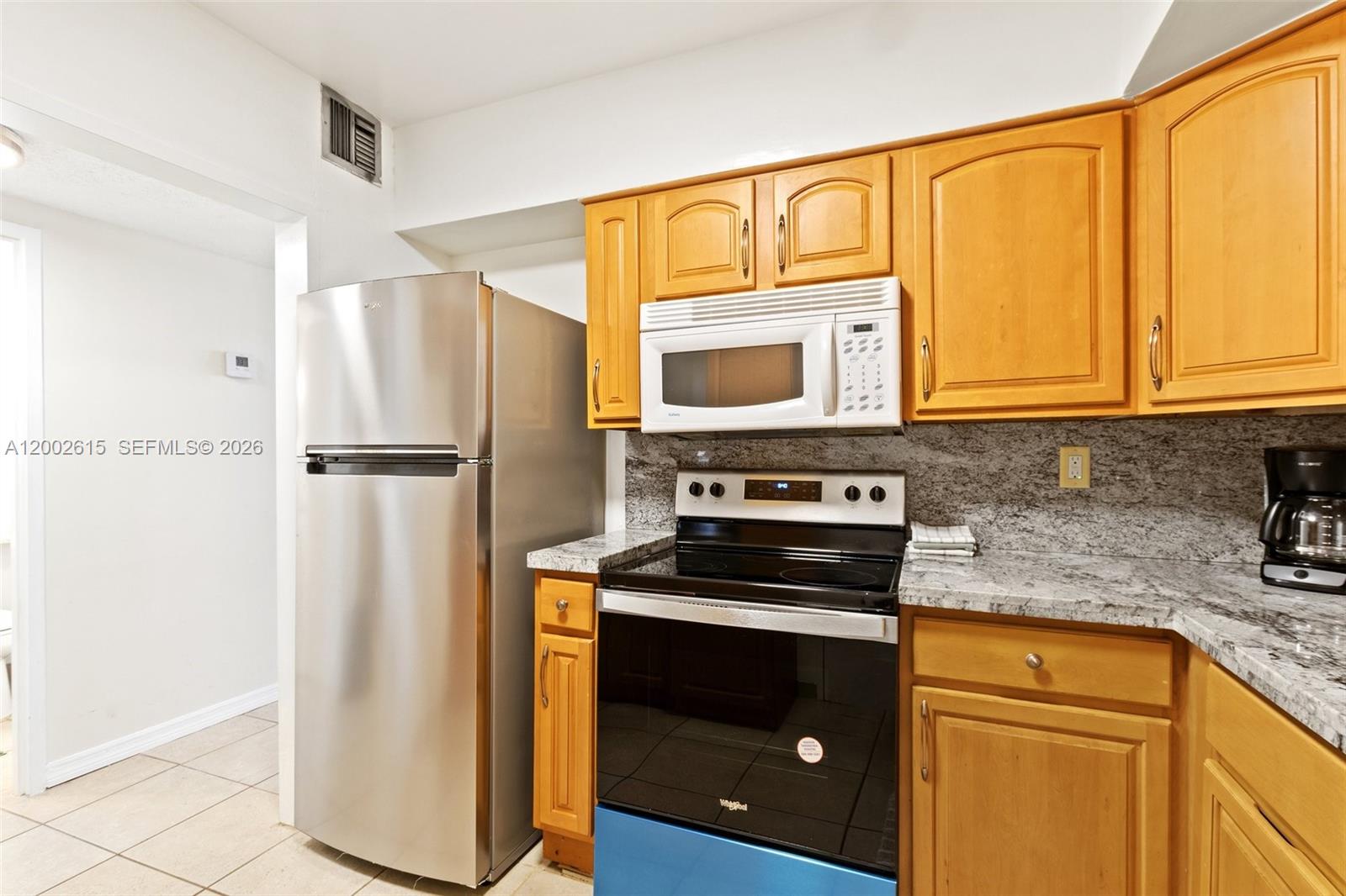 SEA AIR TOWERS CONDO - Residential Lease