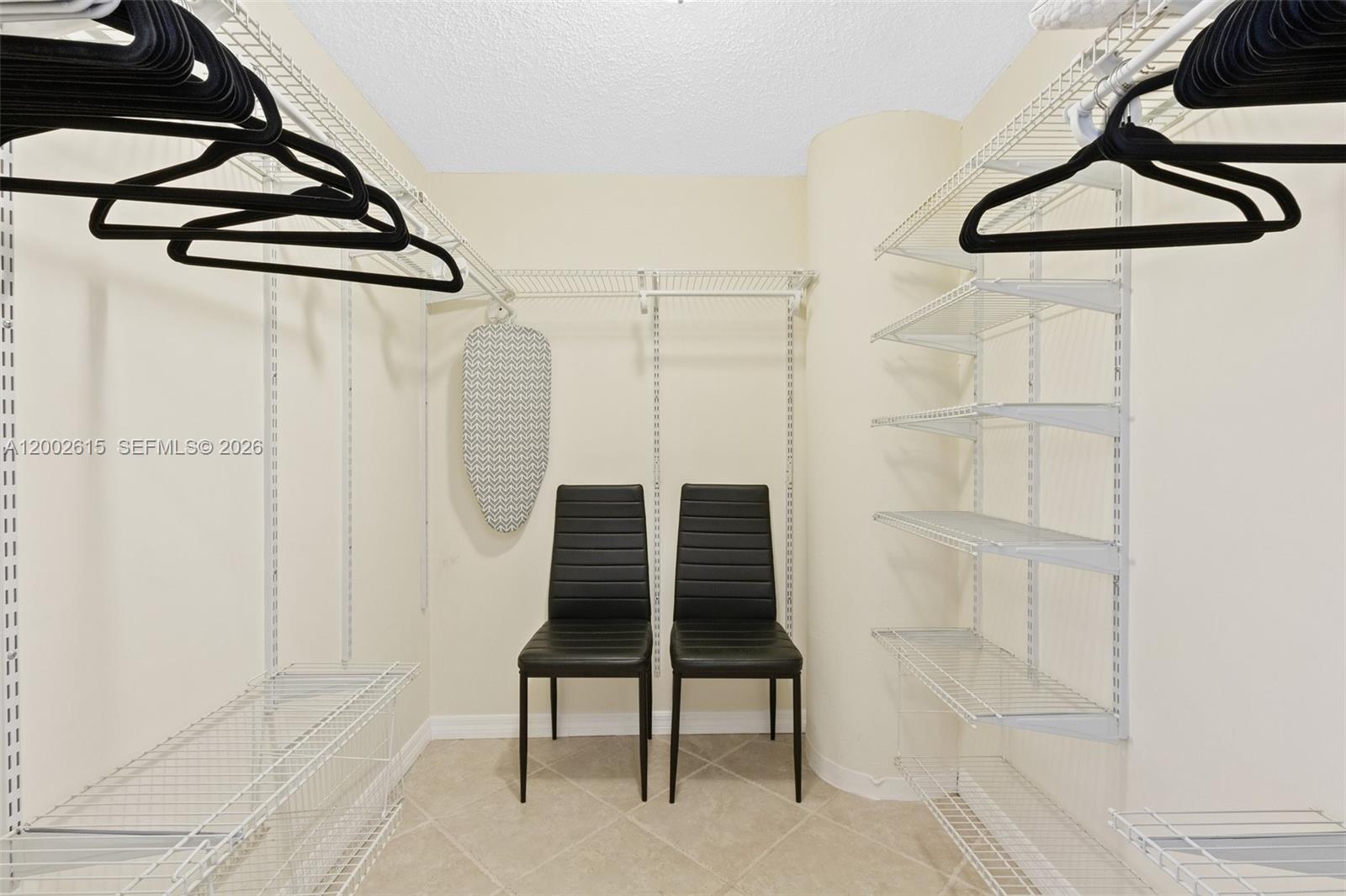 SEA AIR TOWERS CONDO - Residential Lease