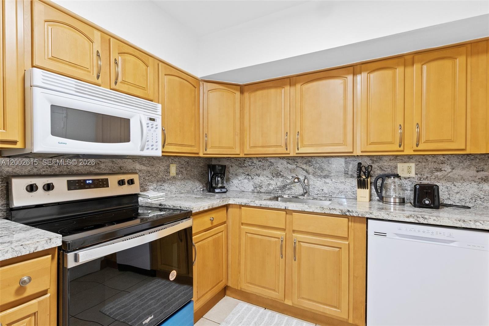 SEA AIR TOWERS CONDO - Residential Lease