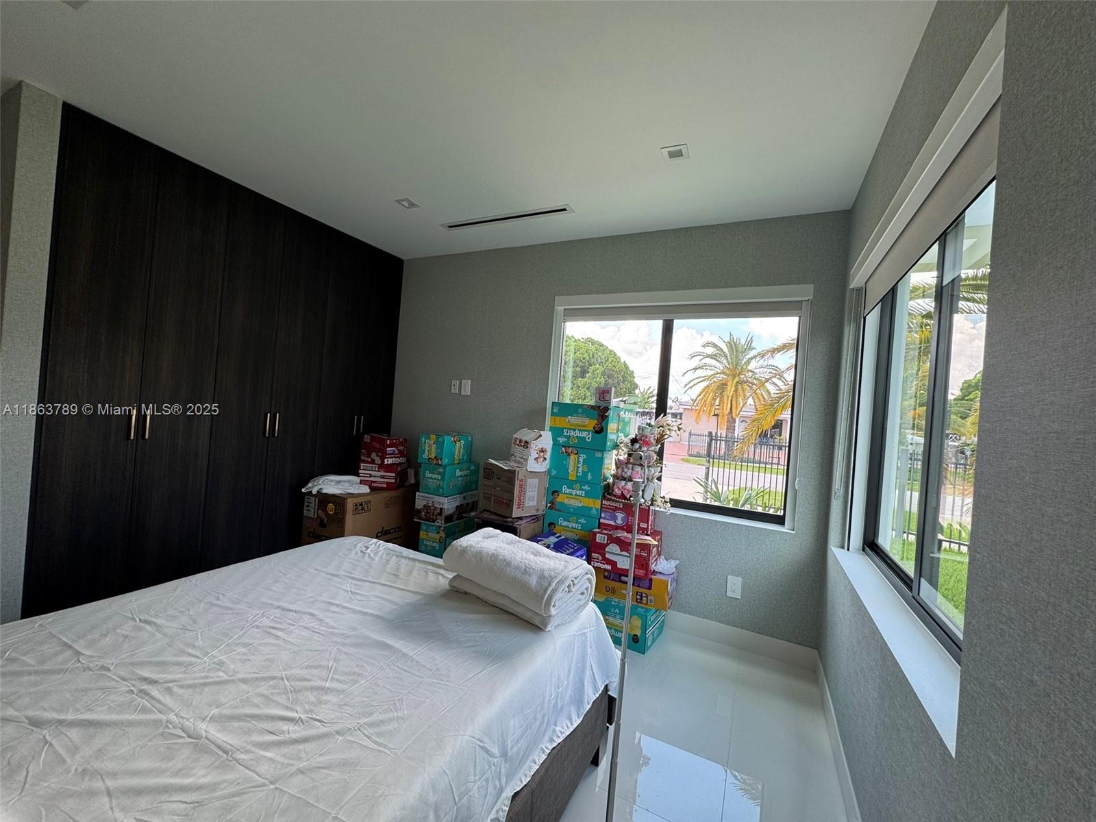 WESTWOOD LAKE 2ND ADDN - Residential