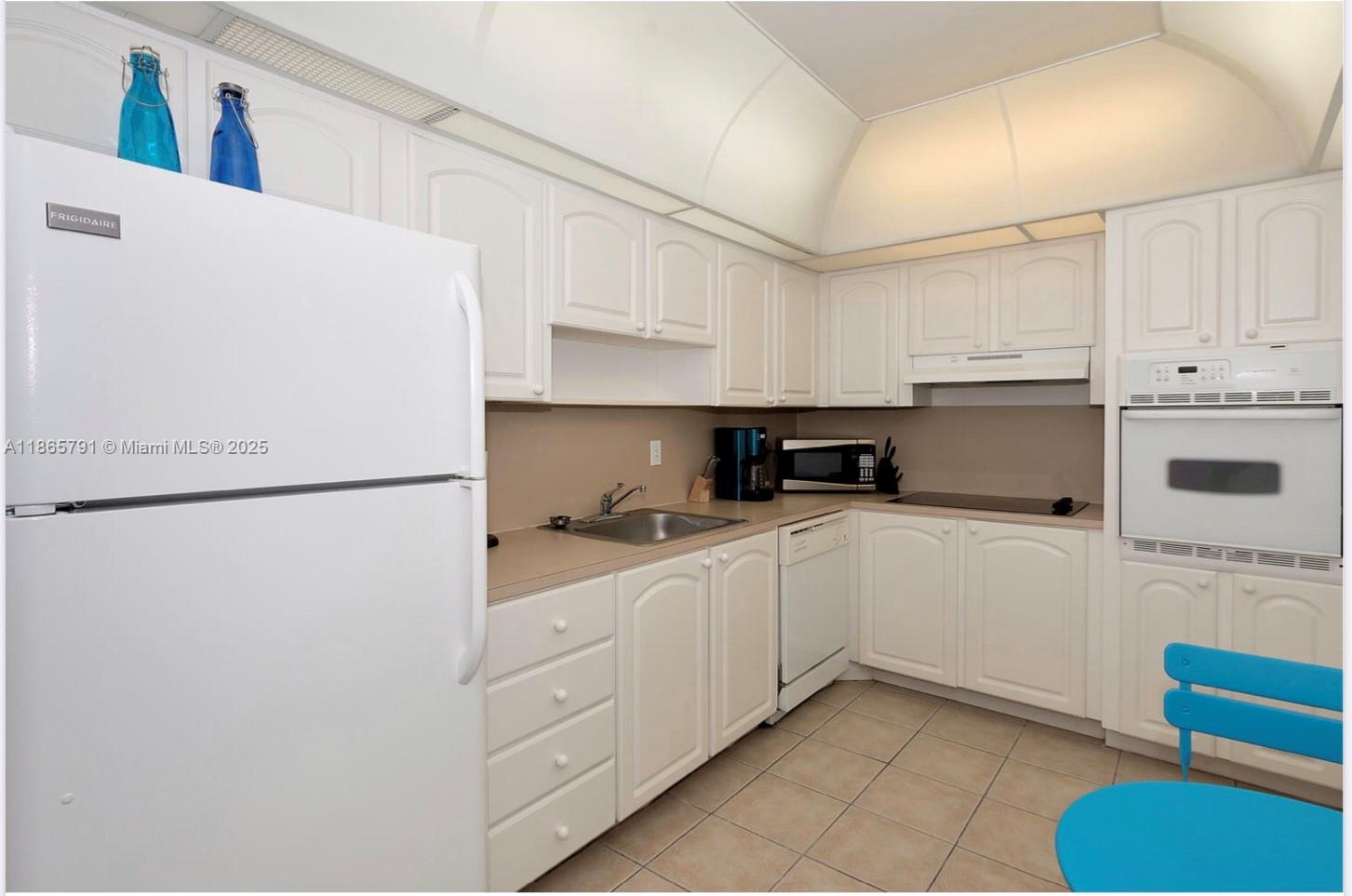 3901 S Ocean Dr 4U