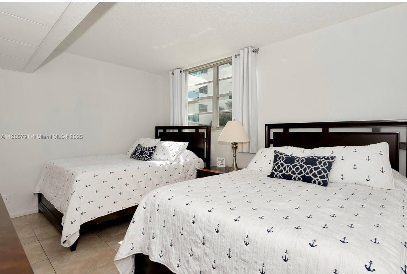 TIDES ON HOLLYWOOD BEACH - Residential Lease